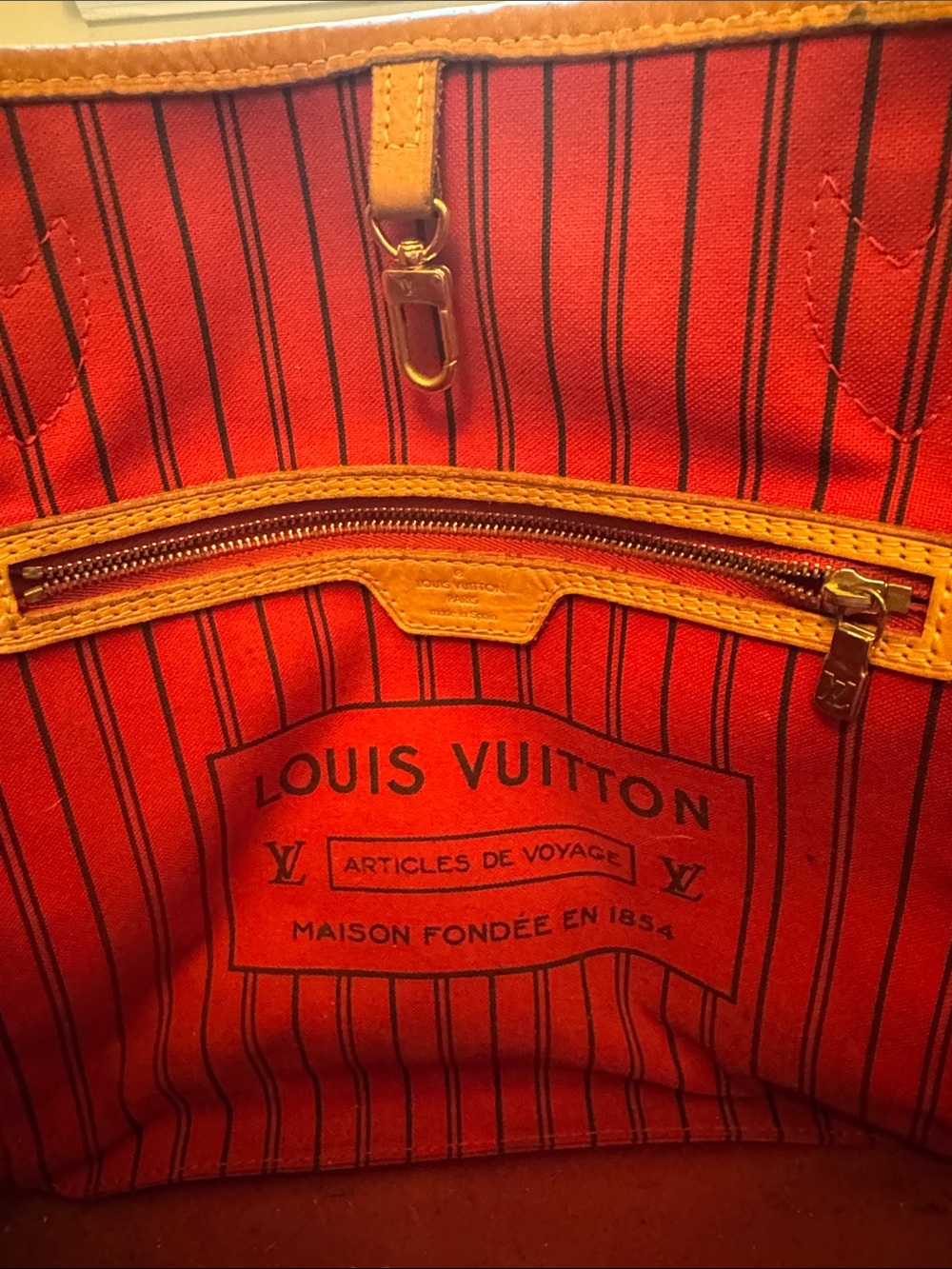 Louis Vuitton Monogram Canvas Tote with Tan Leather Trim - Picture 6 of 14